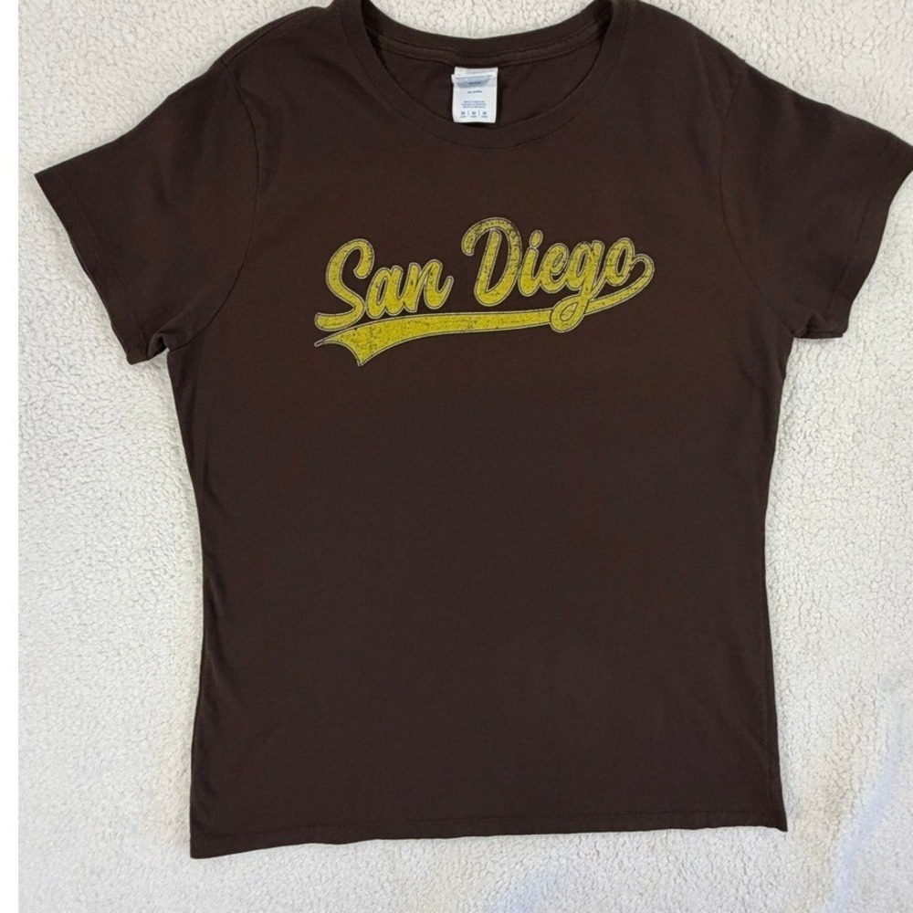 San Diego T-Shirt with Padres Baseball Colors Womens M 100% Cotton